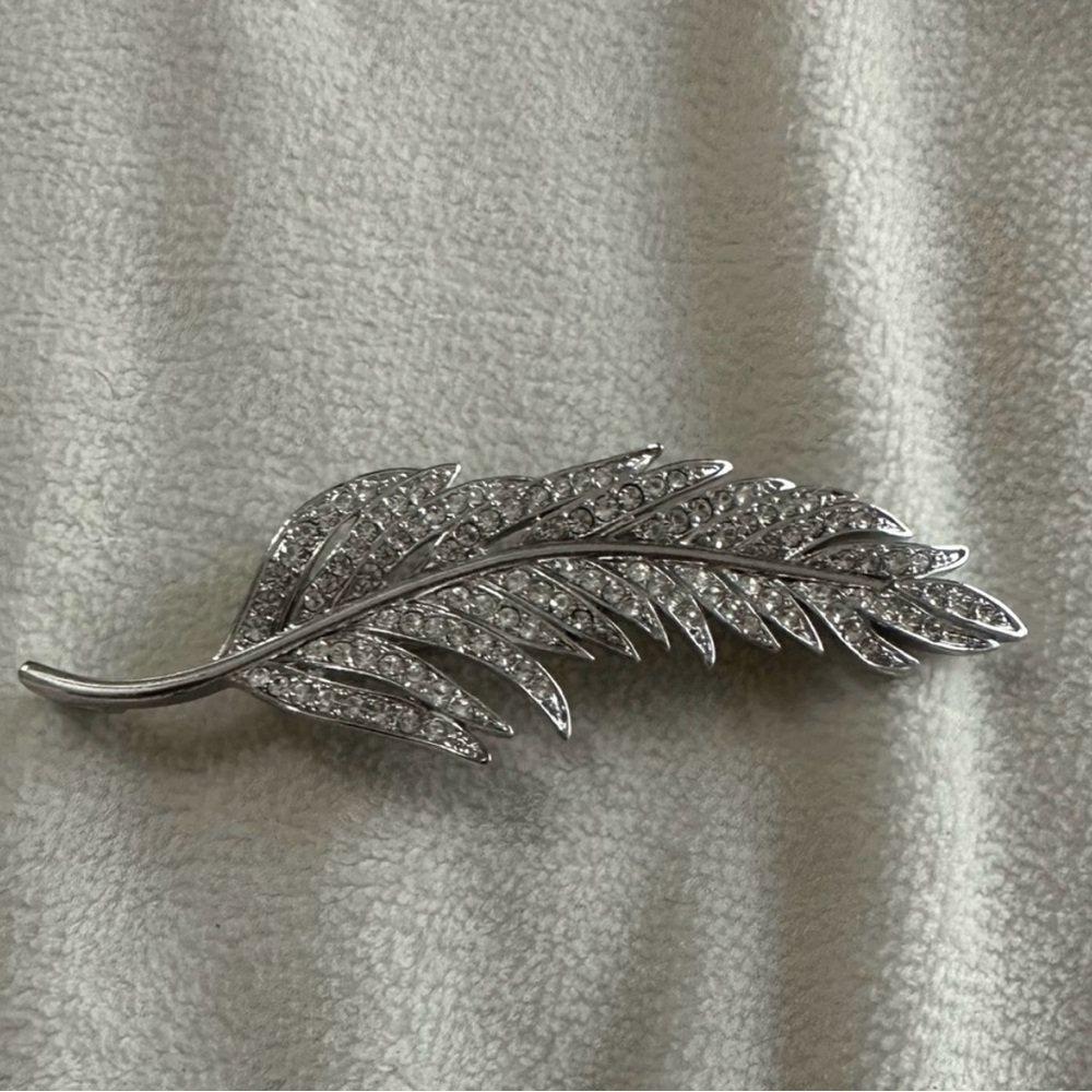 Nolan Miller Brooch